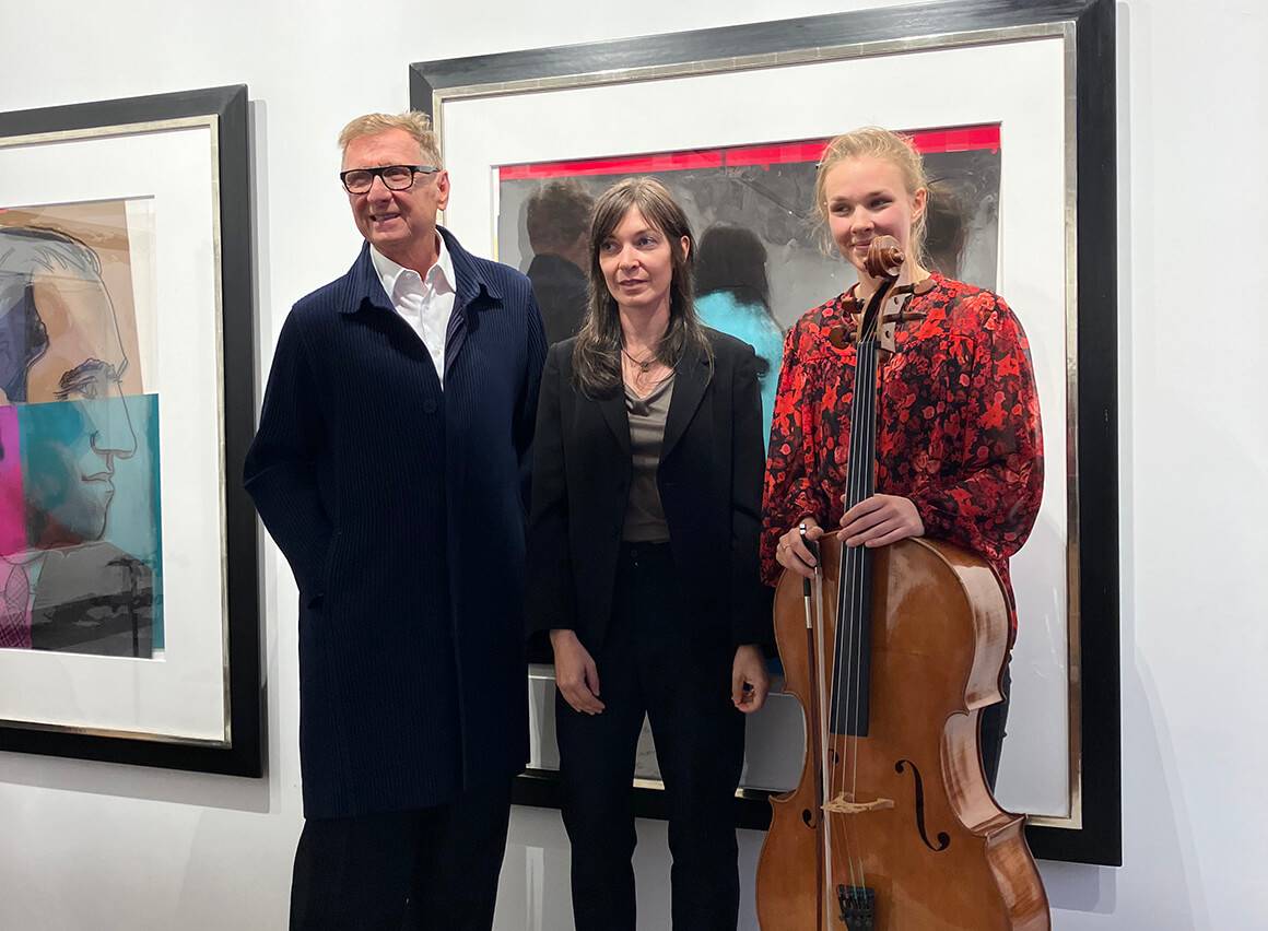 Konzert Valerie Fritz (Cello) anlässlich Andy-Warhol-Ausstellung, 6.8.2022. Am Podium mit Autorin Friederike Gösweiner und Rafael Jablonka