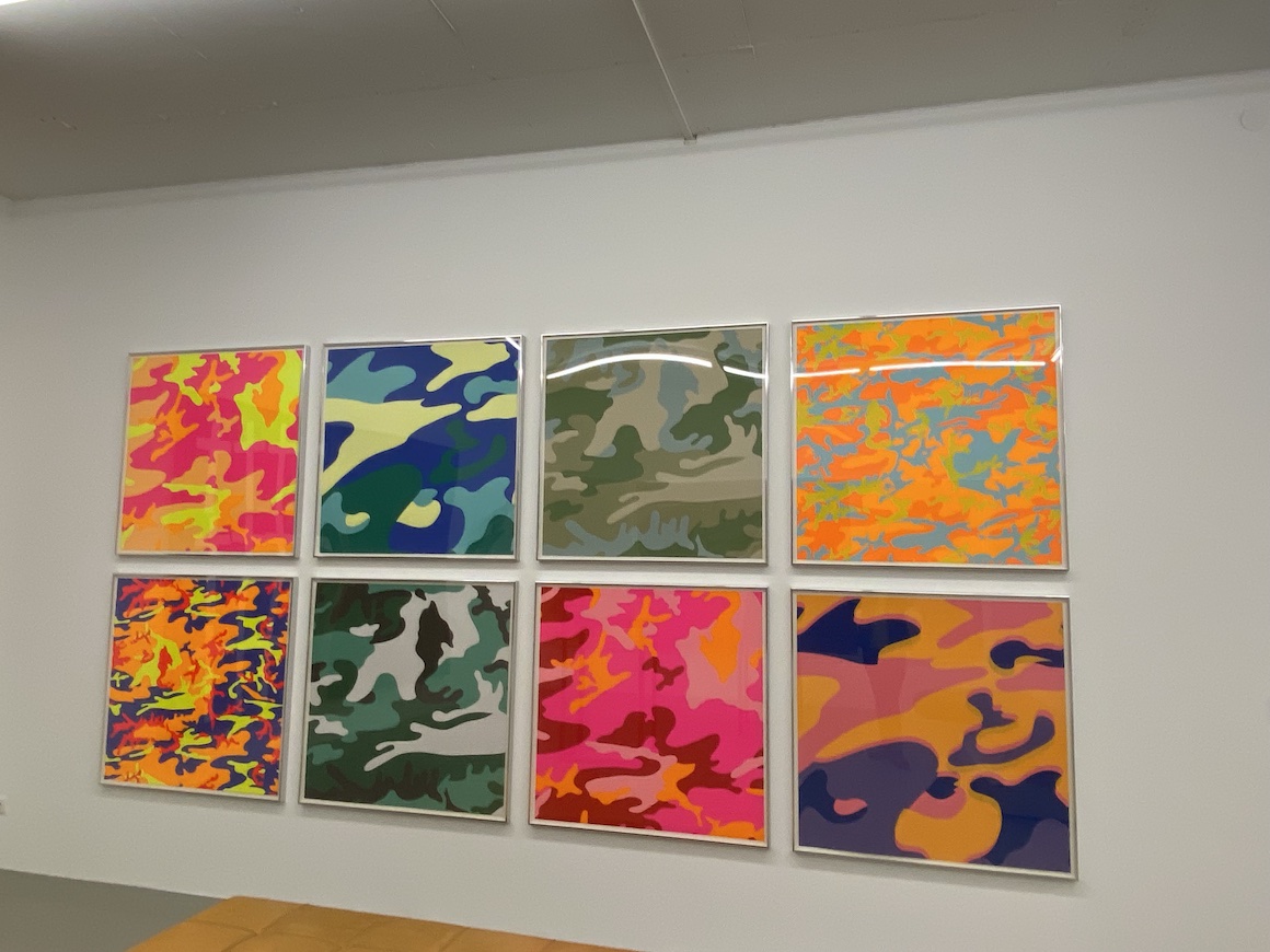 Sammlung Jablonka; Andy Warhol: Camouflage 1987; Portfolio of 8 screenprints on Lenox Museum Boards