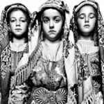 Ausstellung KiS 06-09 2025; Coming Home: Greece: Three Girls; 2004-2014; @Platon