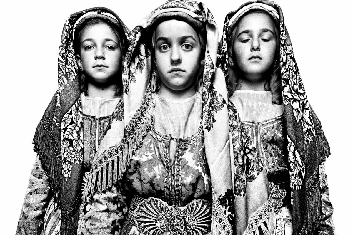 Ausstellung KiS 06-09 2025; Coming Home: Greece: Three Girls; 2004-2014; @Platon