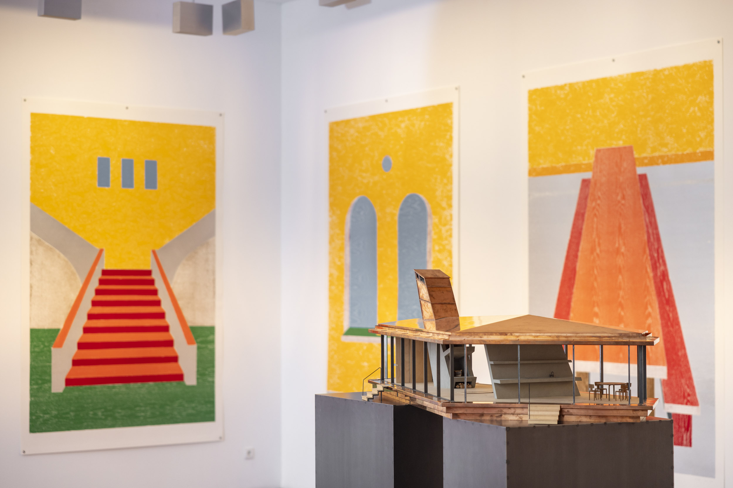 Thomas Schütte Haus T Ausstellungsansicht bei KiS Kunst in Seefeld
