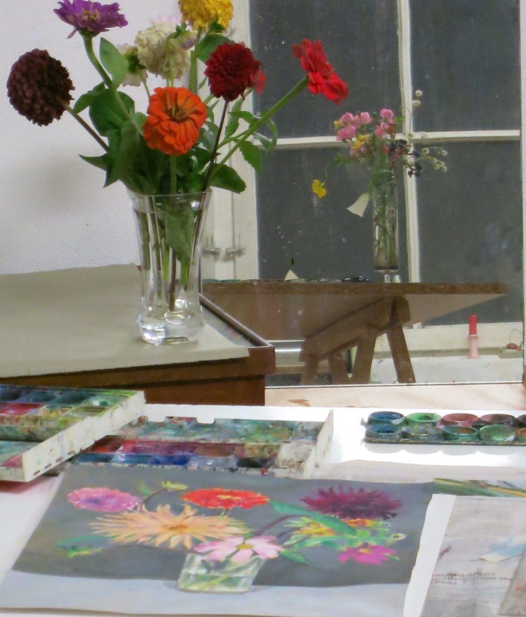 Blumen im Glas und Bild von Michael Ziegler